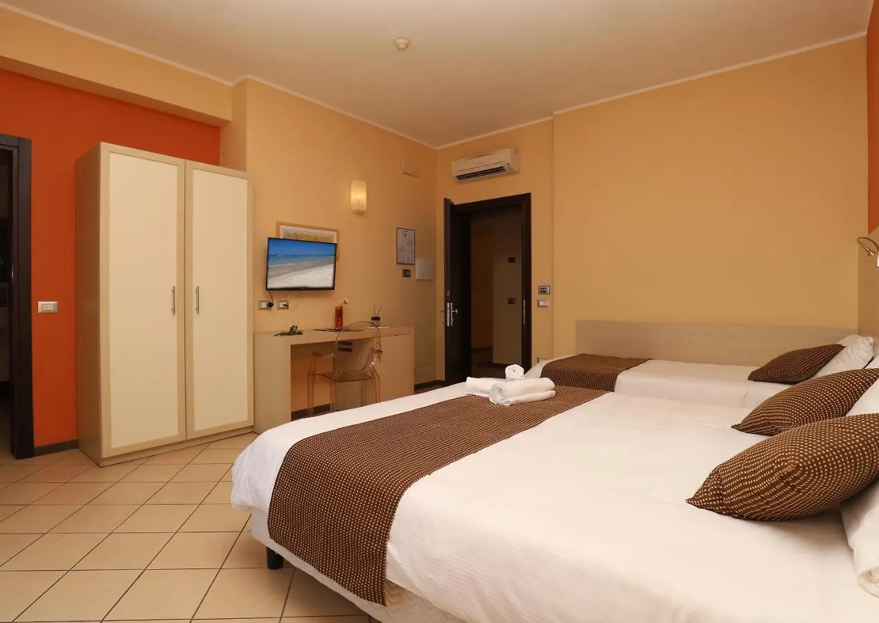 Janus Hotel Castelsardo 4*,